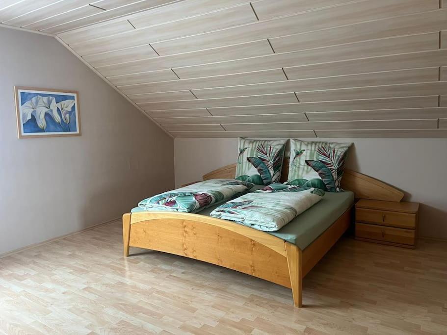 Ferienwohnung Aischgrund Hallerndorf Exterior photo